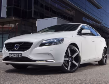 Volvo V40 D4 [Australia] '2012–16