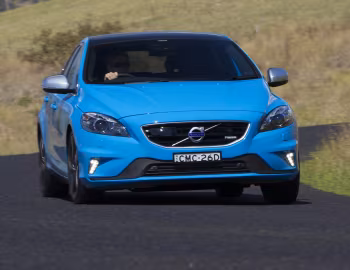 Volvo V40 T5 R-Design [Australia] '2013–16