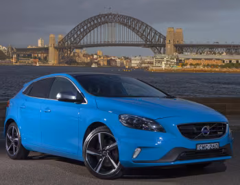 Volvo V40 T5 R-Design [Australia] '2013–16