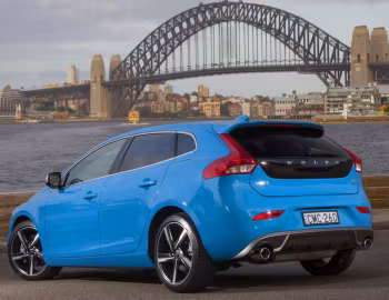 Volvo V40 T5 R-Design [Australia] '2013–16