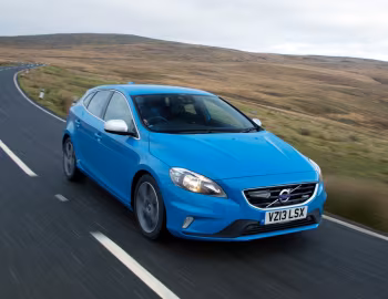 Volvo V40 D2 R-Design [UK-spec] '2013–16