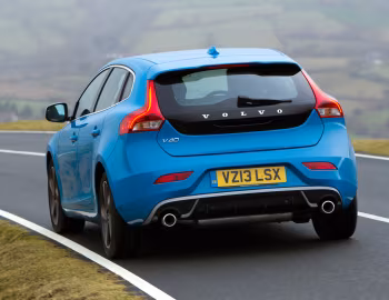 Volvo V40 D2 R-Design [UK-spec] '2013–16