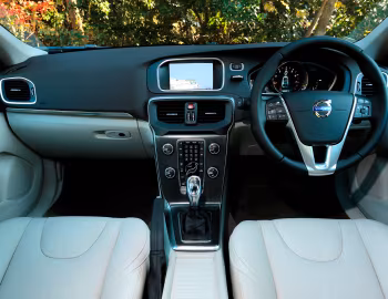 Panneau avant Volvo V40 T4 [Japan] '02.2013–07.2016