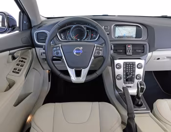 Panneau avant Volvo V40 Cross Country D2 "Ocean Race" [Worldwide] '2014–15