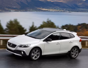 Volvo V40 Cross Country D4 [Worldwide] '2012–16