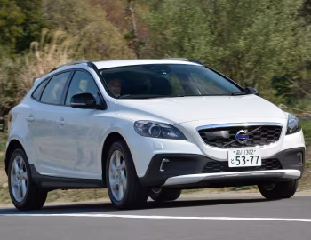 Volvo V40 Cross Country T4 [Japan] '2013–16