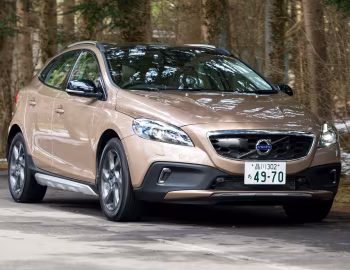 Volvo V40 Cross Country T5 [Japan] '2013–16