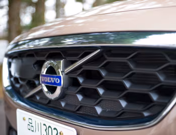 Volvo V40 Cross Country T5 [Japan] '2013–16