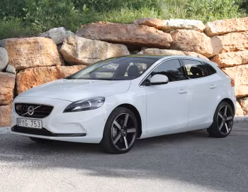 Volvo V40 D2 [Worldwide] '2012–16