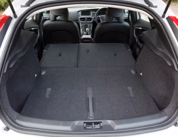 Coffre Volvo V40 D2 [UK-spec] '2012–16