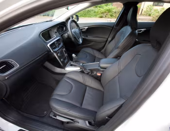 Intérieur Volvo V40 D2 [UK-spec] '2012–16