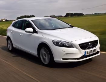 Volvo V40 D2 [UK-spec] '2012–16