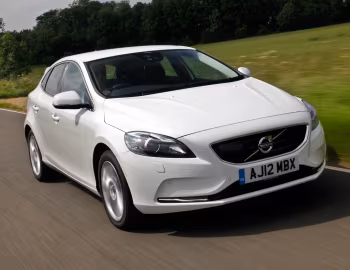 Volvo V40 D2 [UK-spec] '2012–16