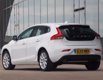 Volvo V40 D2 [UK-spec] '2012–16