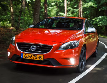 Volvo V40 D2 R-Design [Worldwide] '2012–16