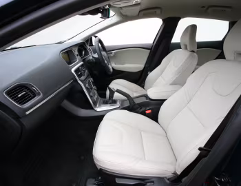 Intérieur Volvo V40 D3 [UK-spec] '2012–16