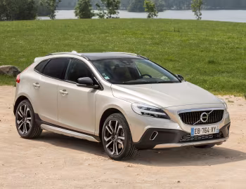 Volvo V40 D3 Cross Country [Worldwide] '2016–19