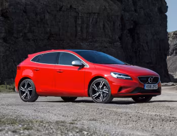 Volvo V40 D3 R-Design [UK-spec] '2016–19