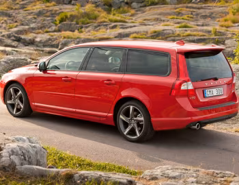 Volvo V70 D3 R-Design [Worldwide] '2009–13