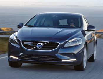Volvo V40 D4 [Worldwide] '2012–16