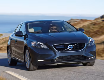 Volvo V40 D4 [Worldwide] '2012–16