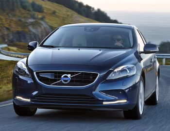 Volvo V40 D4 [Worldwide] '2012–16