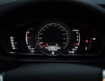 Painel Volvo V40 D4 Inscription [Worldwide] '2016–19