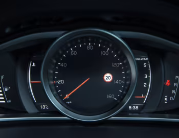 Painel Volvo V40 D4 Inscription [UK-spec] '2016–19