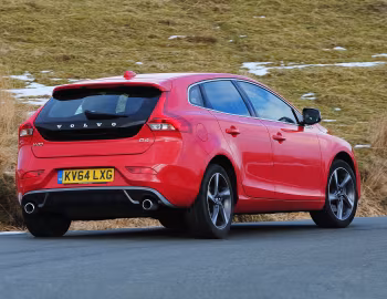 Volvo V40 D4 R-Design [UK-spec] '2012–16