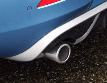 Volvo V40 D4 R-Design Polestar Edition [Japan] '2017