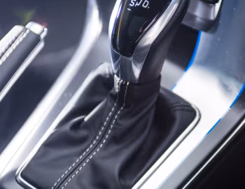 Intérieur Volvo V40 D4 R-Design [Japan] '2015