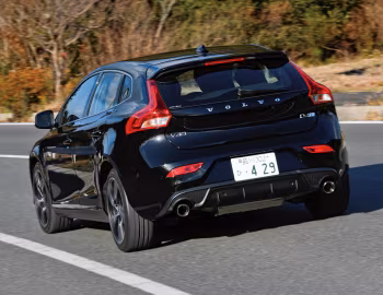 Volvo V40 D4 R-Design Polestar Edition [Japan] '2017