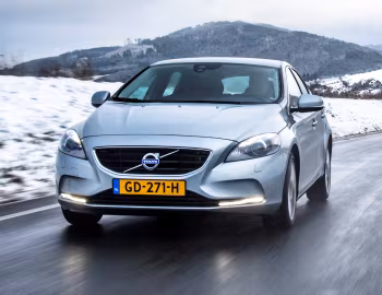 Volvo V40 T3 [Worldwide] '2012–16