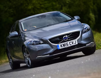 Volvo V40 T3 [UK-spec] '2012–16