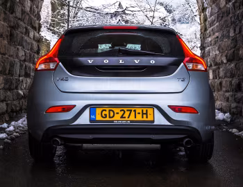 Volvo V40 T3 [Worldwide] '2012–16