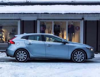 Volvo V40 T3 [Worldwide] '2012–16