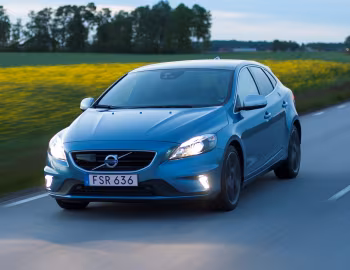 Volvo V40 T3 R-Design '2012–16