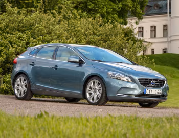 Volvo V40 T4 [Worldwide] '2012–16