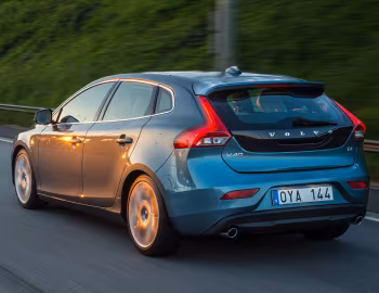 Volvo V40 T4 [Worldwide] '2012–16