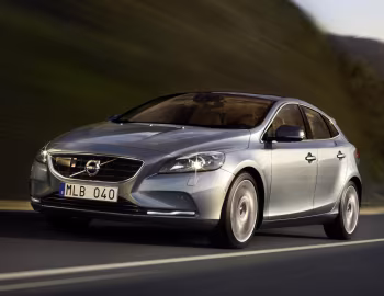 Volvo V40 T4 [Worldwide] '2012–16