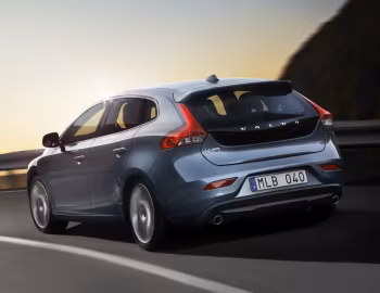 Volvo V40 T4 [Worldwide] '2012–16