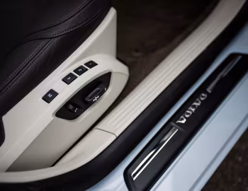 Intérieur Volvo V40 T4 [Japan] '02.2013–07.2016