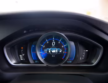 Tableau de bord Volvo V40 T5 R-Design [Japan] '2013–16