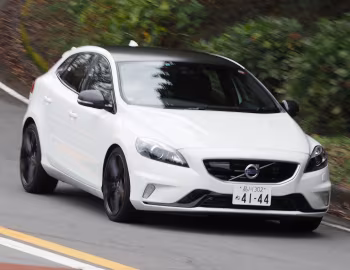 Volvo V40 T5 R-Design [Japan] '2013–16