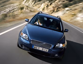 Volvo V50 [Worldwide] '2004–07