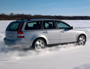 Volvo V50 [Worldwide] '2004–07