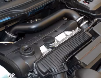 Sous la capuche Volvo V50 [South Africa] '2004–07