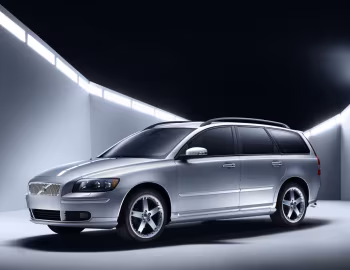 Volvo V50 [Worldwide] '2004–07