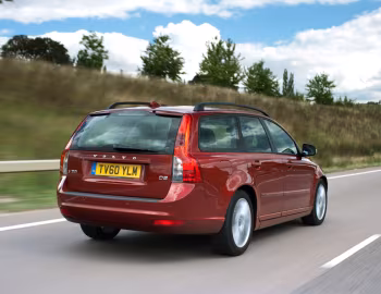 Volvo V50 D2 [UK-spec] '2010–12