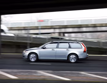 Volvo V50 1.6D DRIVe [UK-spec] '05–09.2010